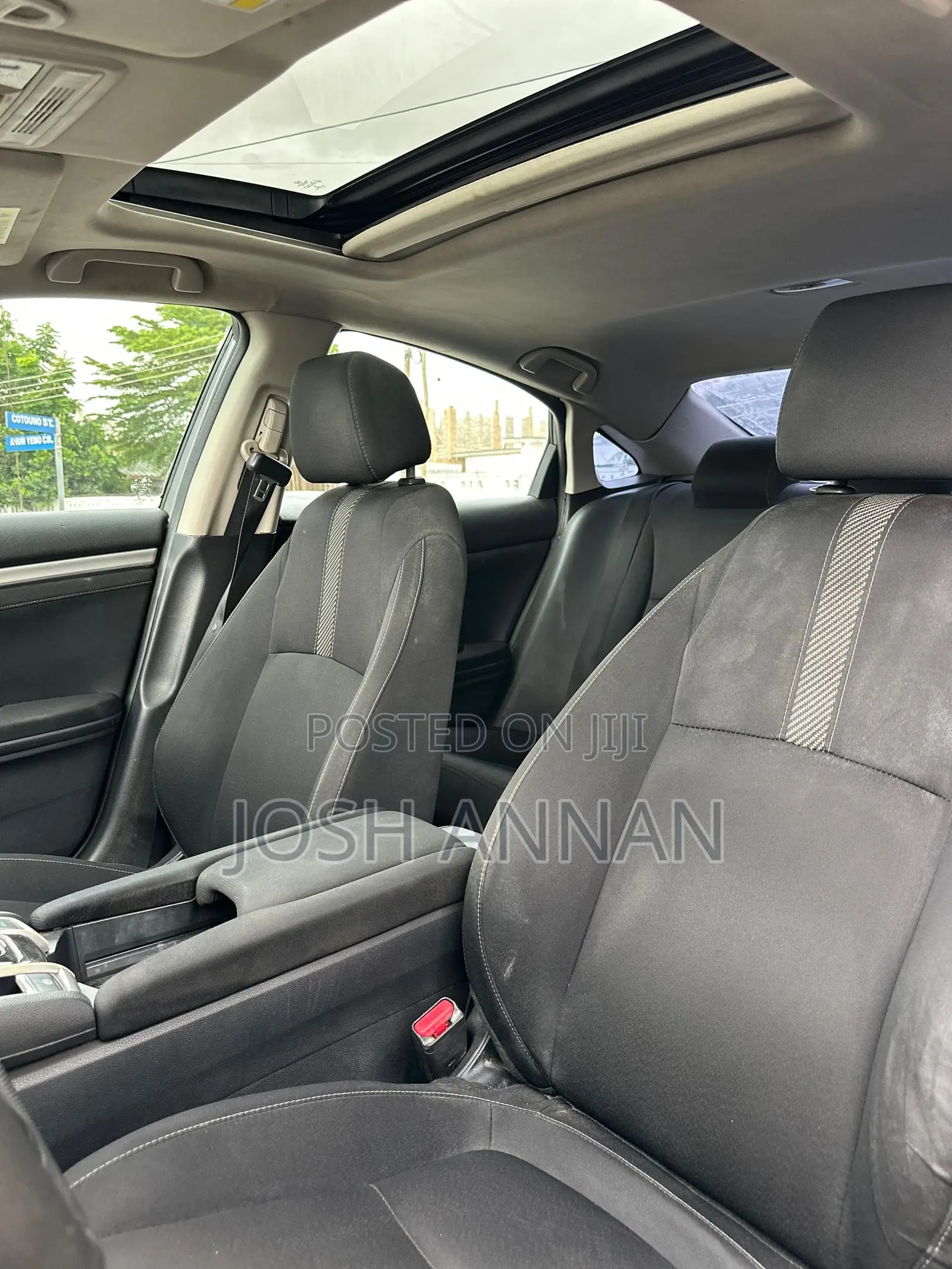 Honda Civic EX 4dr Hatchback (1.5L 4cyl) 2017 Gray