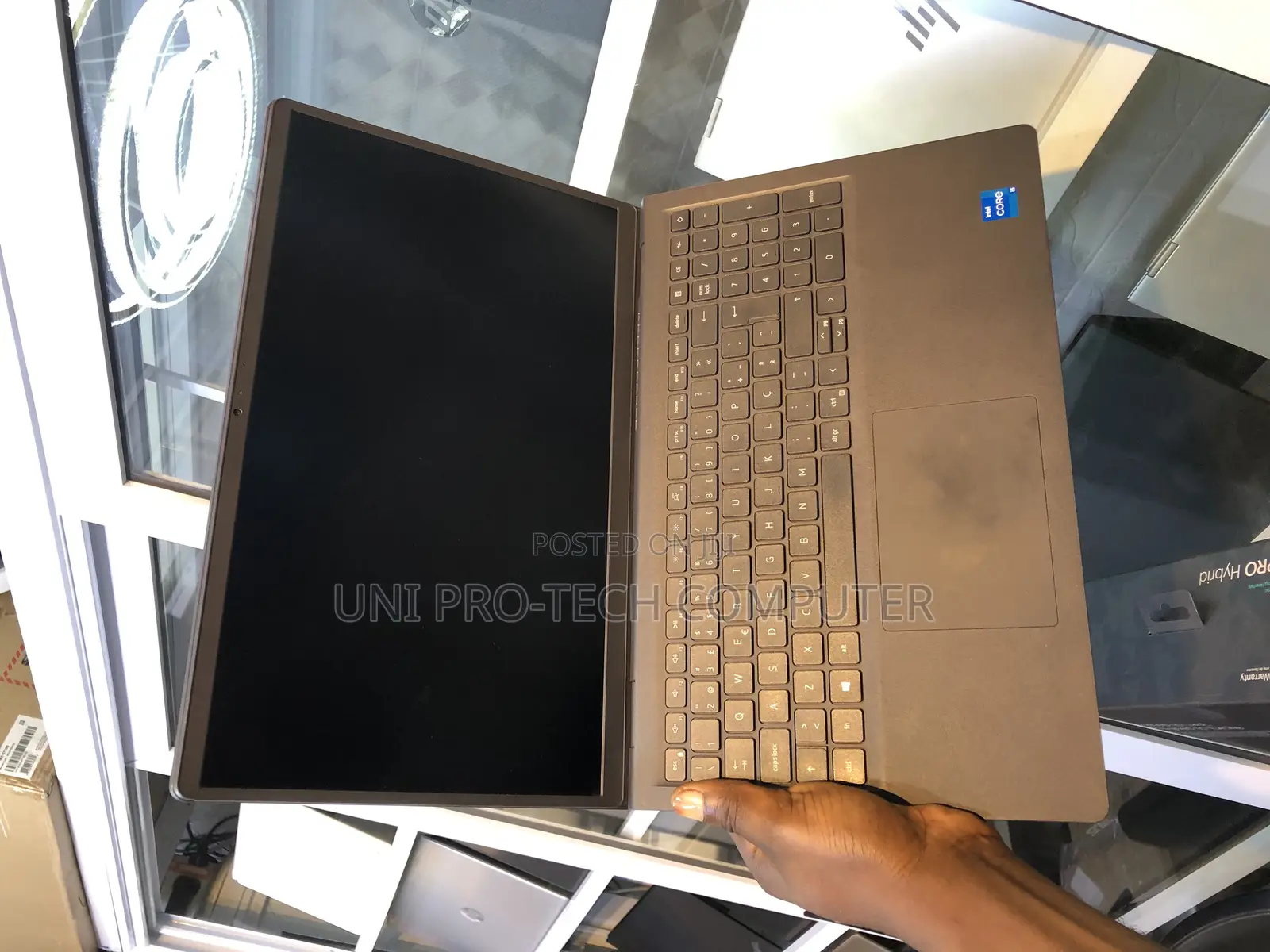 Laptop Dell Vostro 3520 8GB Intel Core i5 SSD 256GB