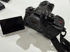 DSLR Camera Lumix Gh5 S