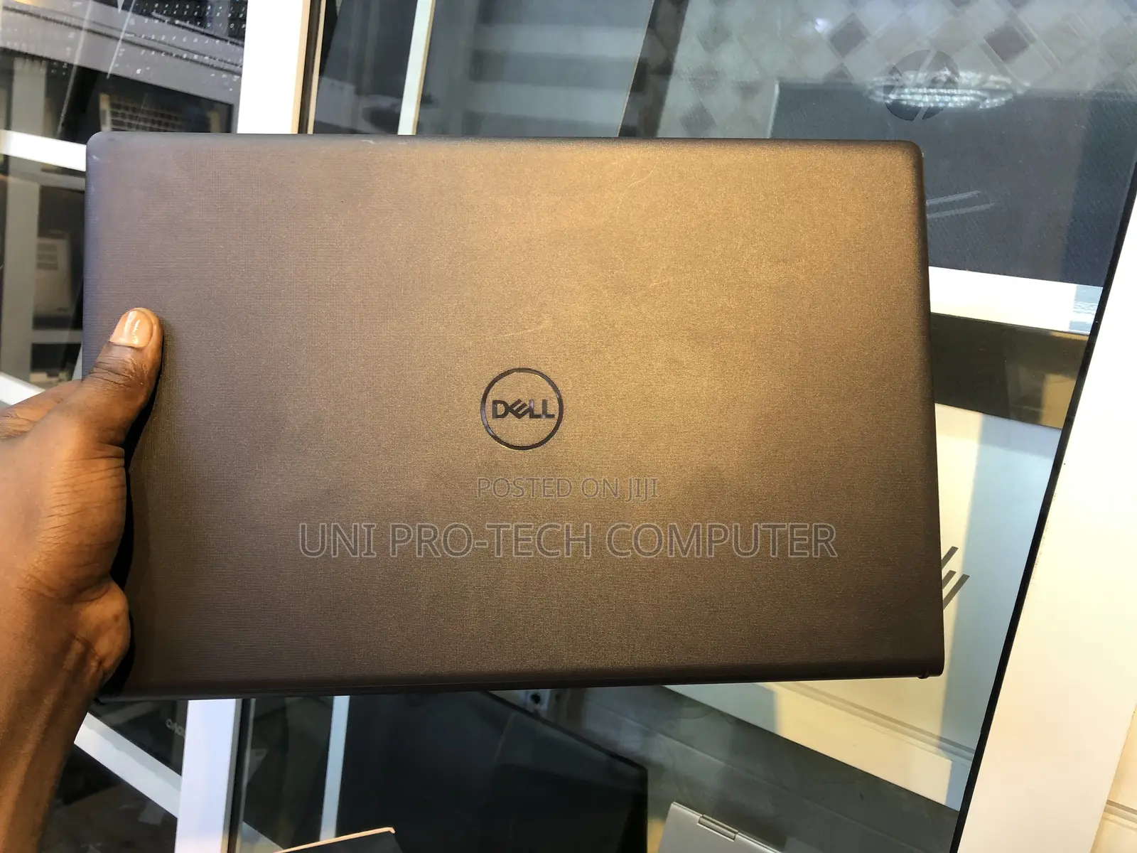Laptop Dell Vostro 3520 8GB Intel Core i5 SSD 256GB