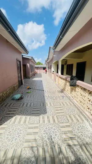 12bdrm Apartment in Kasoa Cal Bank Area, New Market for sale