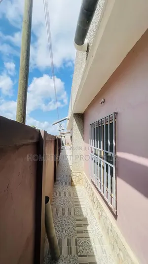 12bdrm Apartment in Kasoa Cal Bank Area, New Market for sale