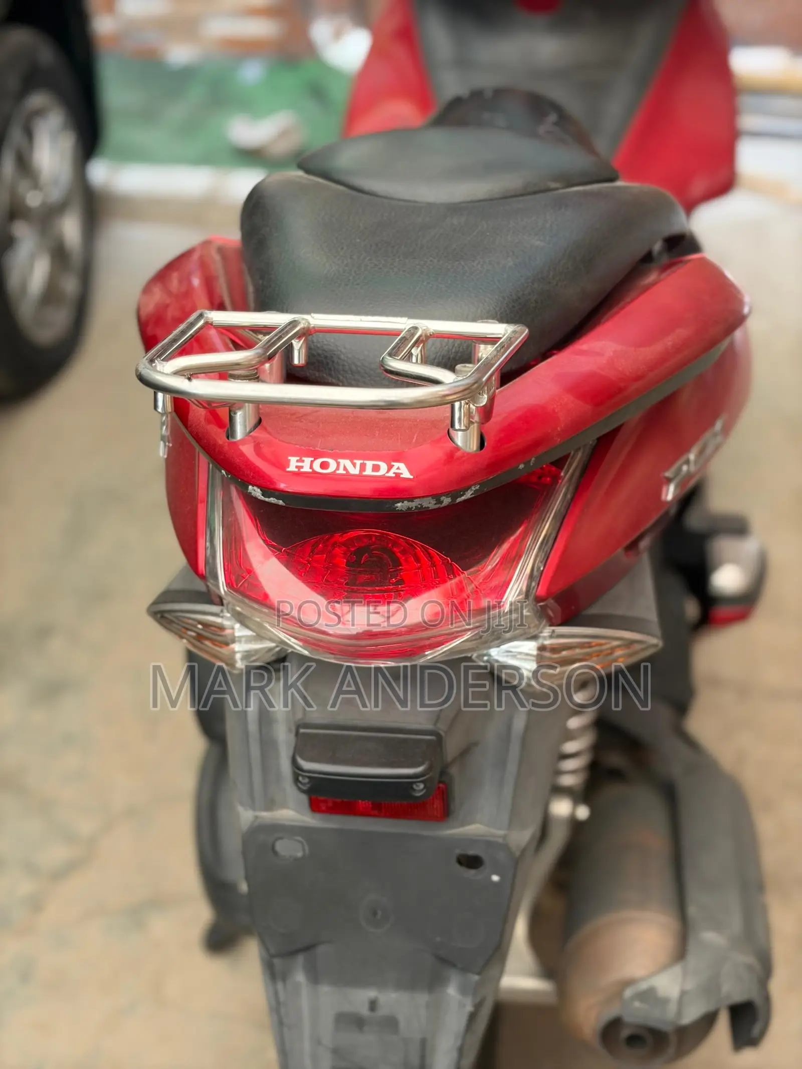 Honda 1992 Red