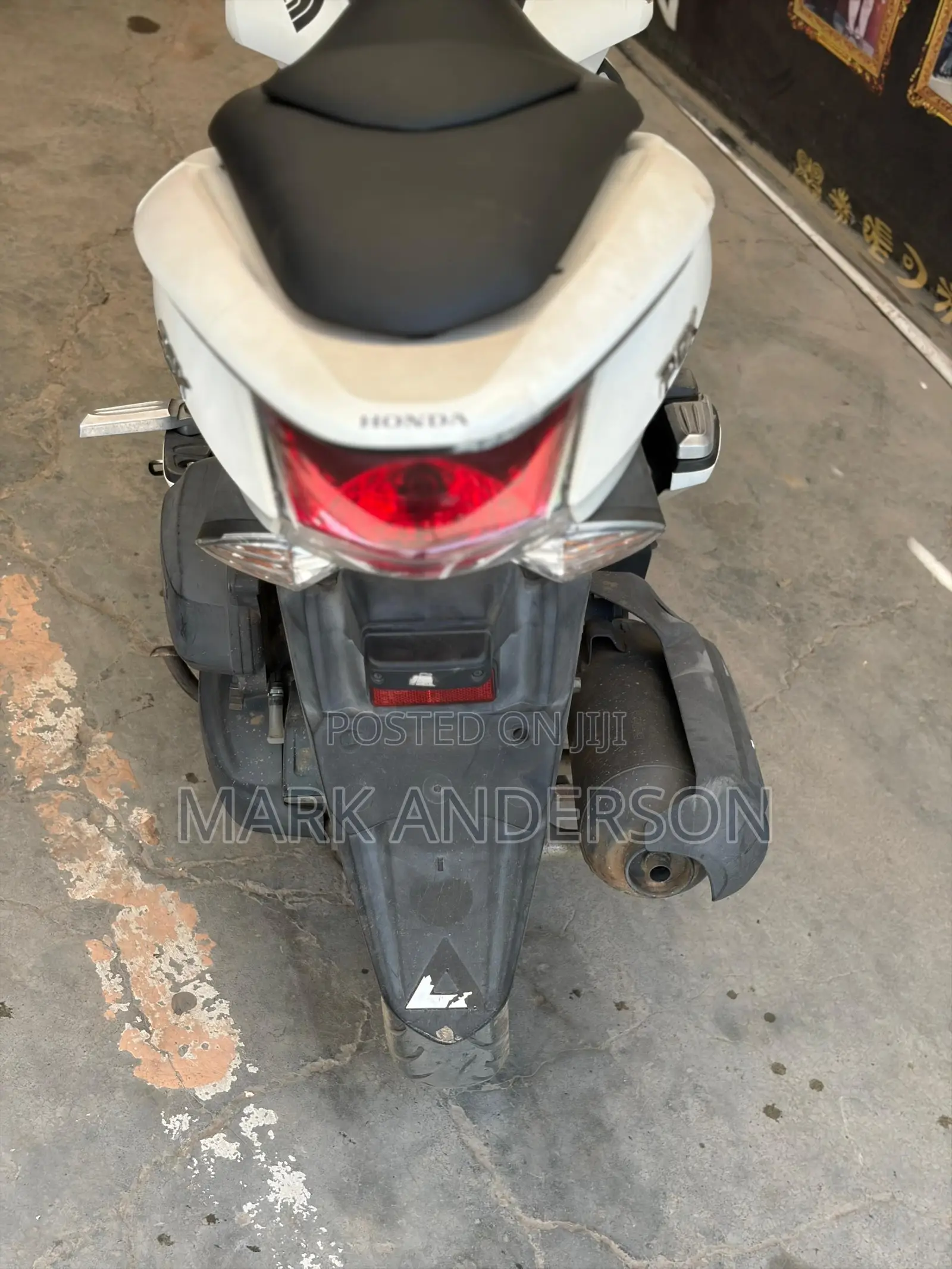 Honda 1992 Red