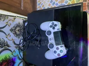 Ps4 Standard With One Controller