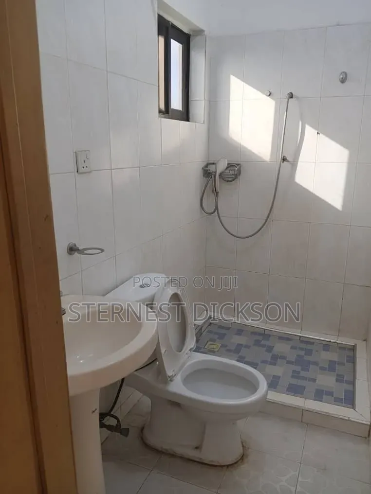1bdrm House in My Honest Queen, Police Station for rent