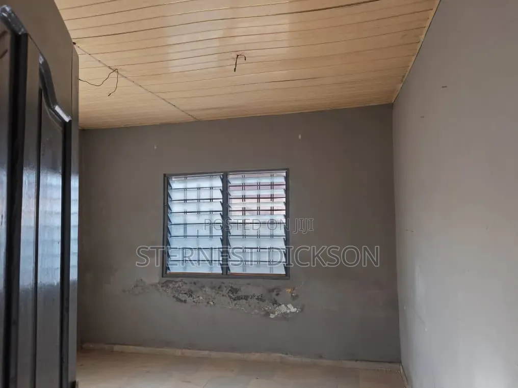 1bdrm House in My Honest Queen, Police Station for rent