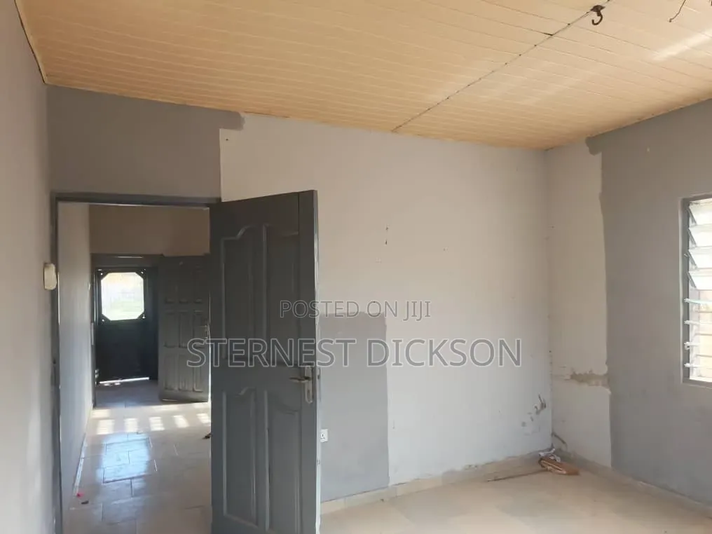1bdrm House in My Honest Queen, Police Station for rent