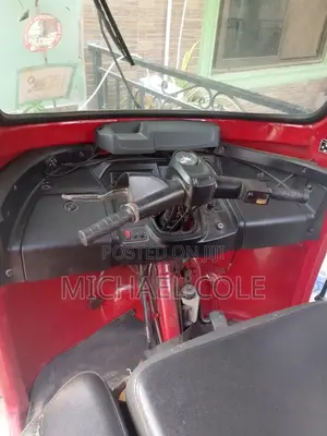 TVS King Deluxe Plus iTouch Start 2024 Red