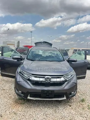 Honda CR-V Touring AWD 2019 Gray