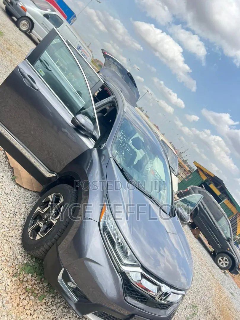 Honda CR-V Touring AWD 2019 Gray