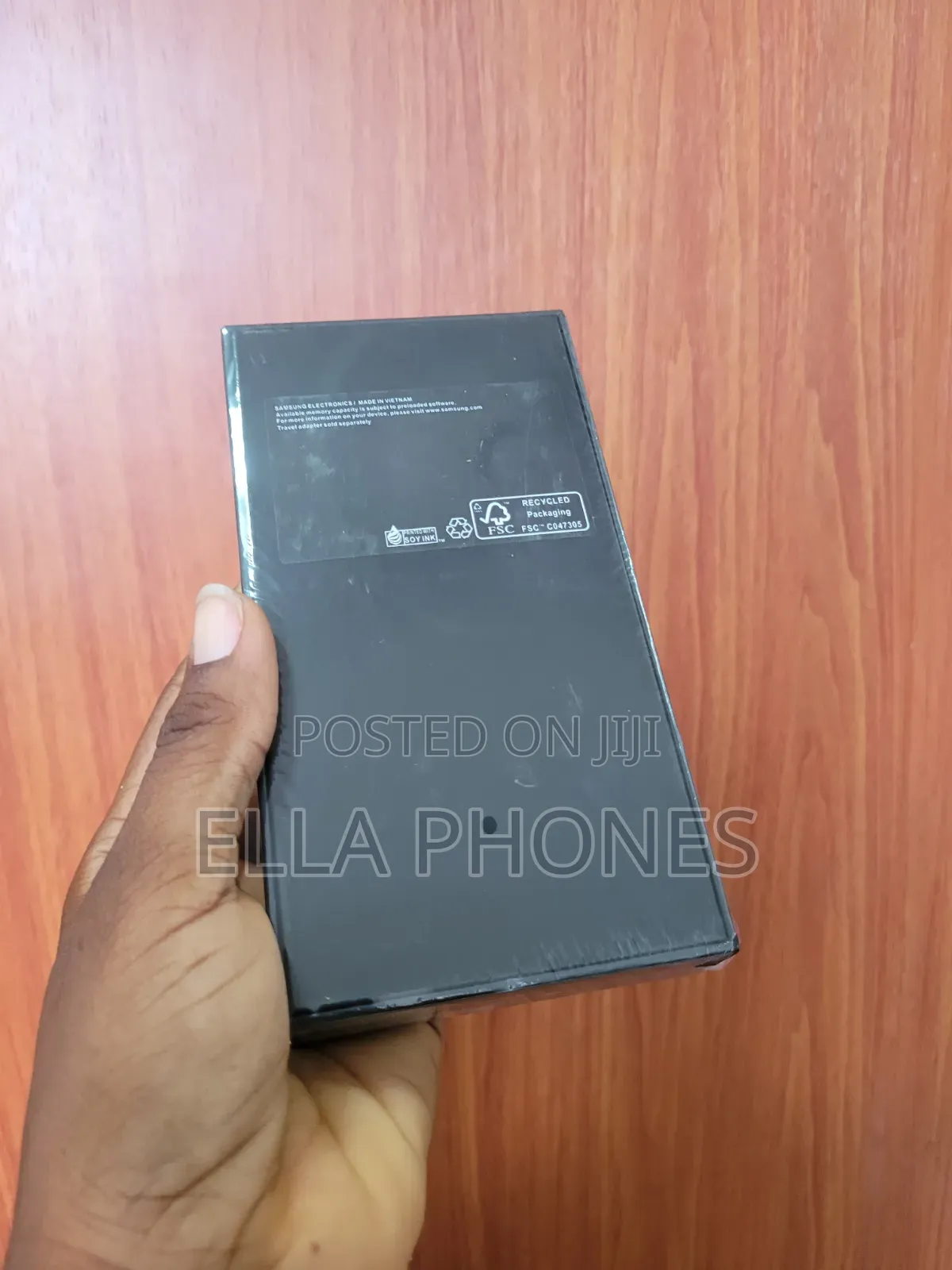 New Samsung Galaxy S22 5G 256 GB Black
