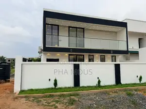 5bdrm House in East Legon for sale