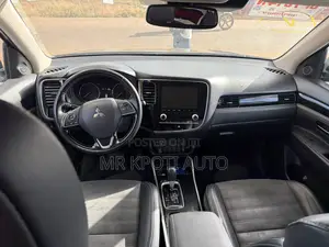 Mitsubishi Outlander 2020 Black