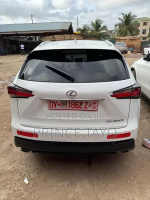 Lexus NX 200t FWD 2017 White