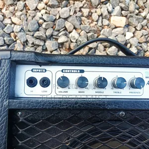 Ashton Ba 15 Bass Guitar Combo