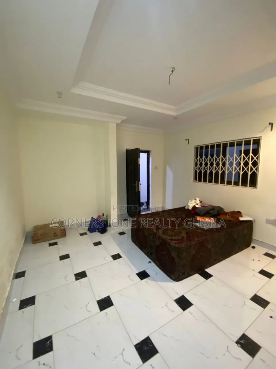 3bdrm House in Lake Side Estate for rent