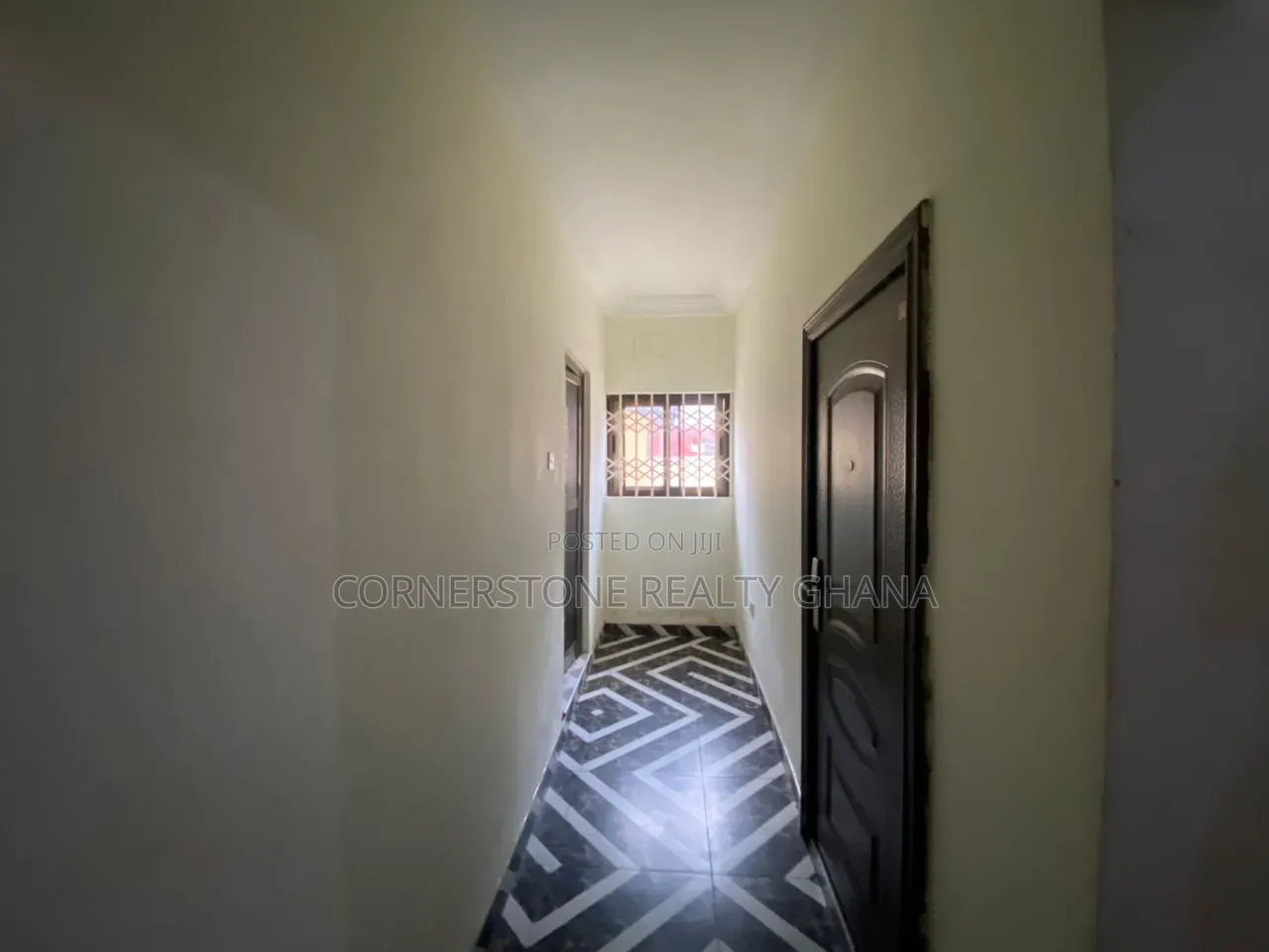 3bdrm House in Lake Side Estate for rent