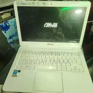 Laptop Asus ZenBook UX305FA 8GB Intel SSD 128GB
