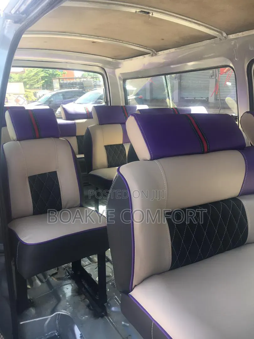 Nissan Caravan (Urvan) 2002 Silver