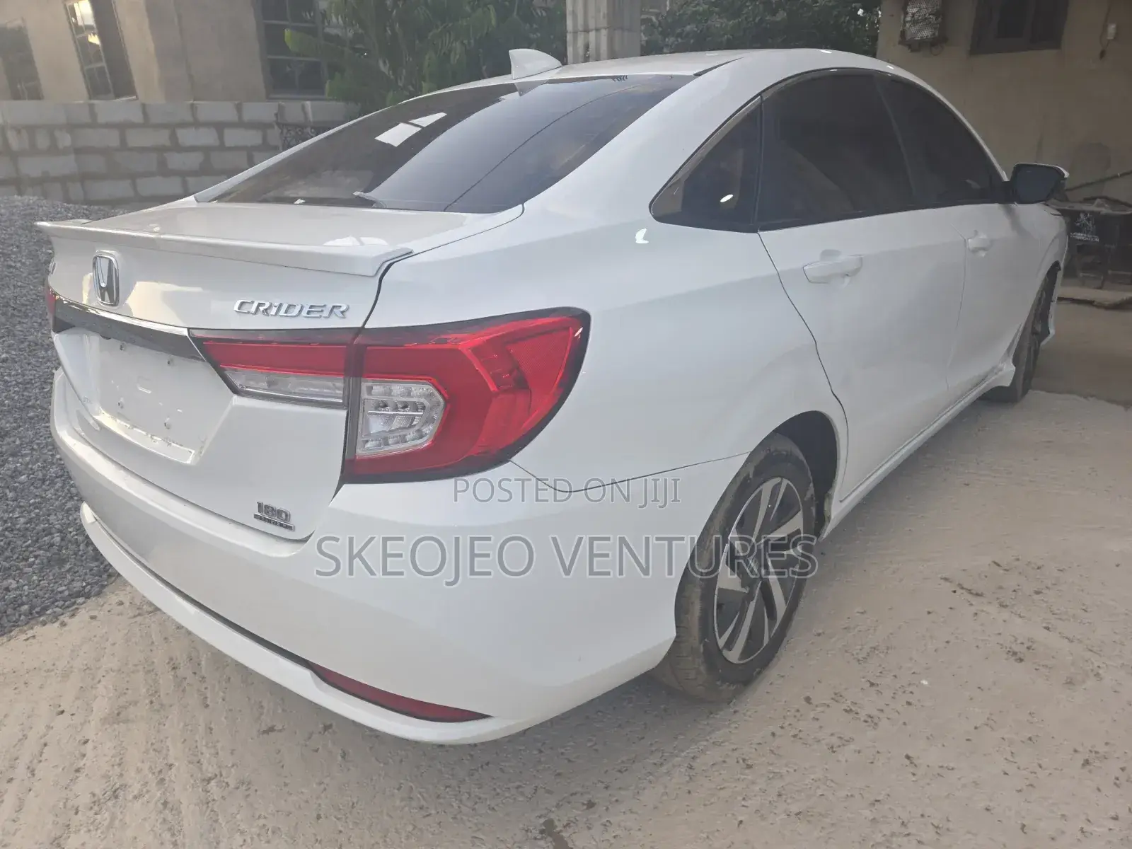 Honda Crider Luxury 2018 White