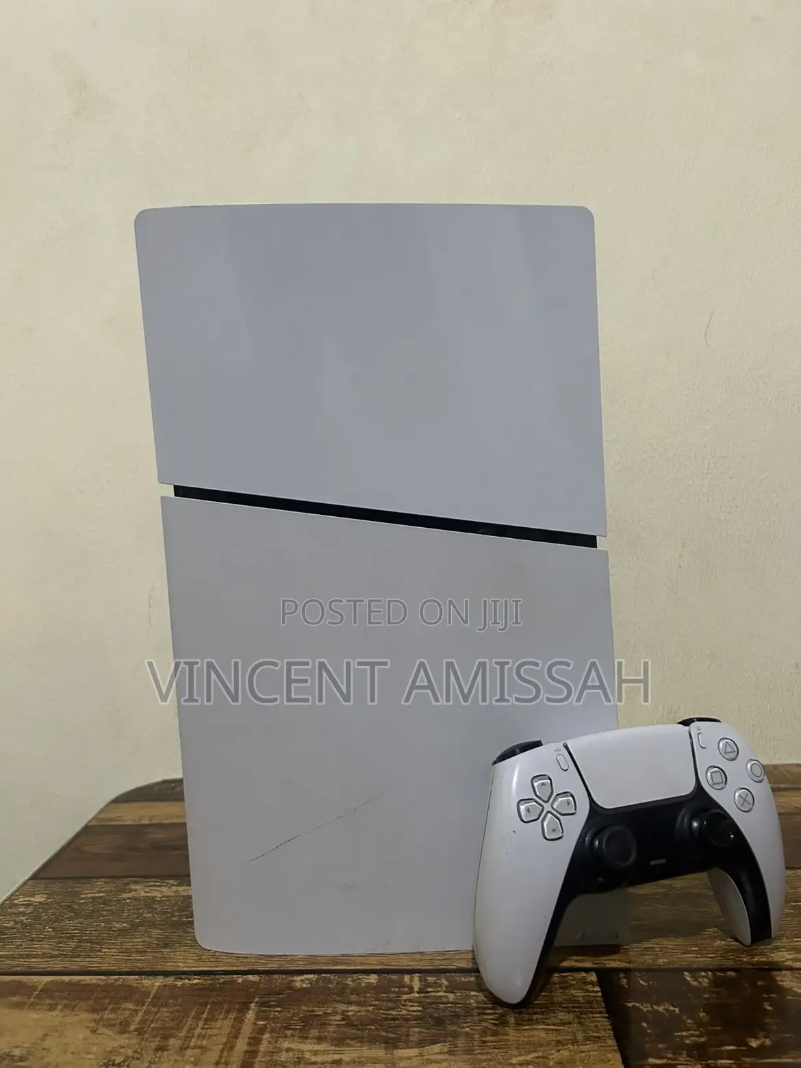 Ps5 Slim Digital With Fc26 and a Controller