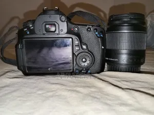 Canon Eos 60d Camera Body And 58mm Lens