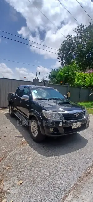 Toyota Hilux 2.7 VVT-i 4X4 SRX 2012 Black