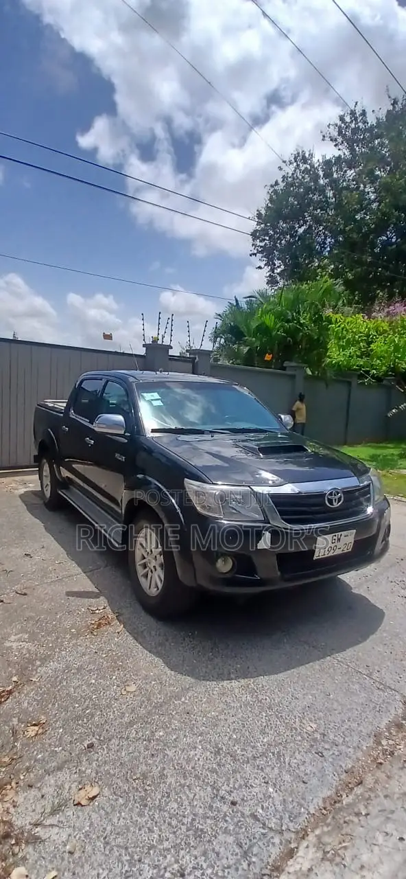 Toyota Hilux 2.7 VVT-i 4X4 SRX 2012 Black