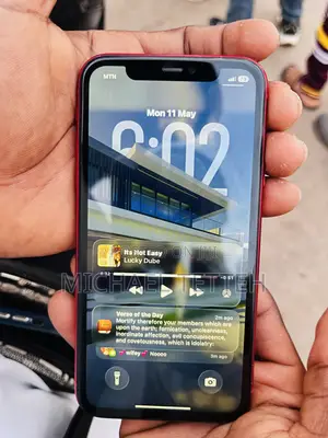 Apple iPhone 11 64 GB Red