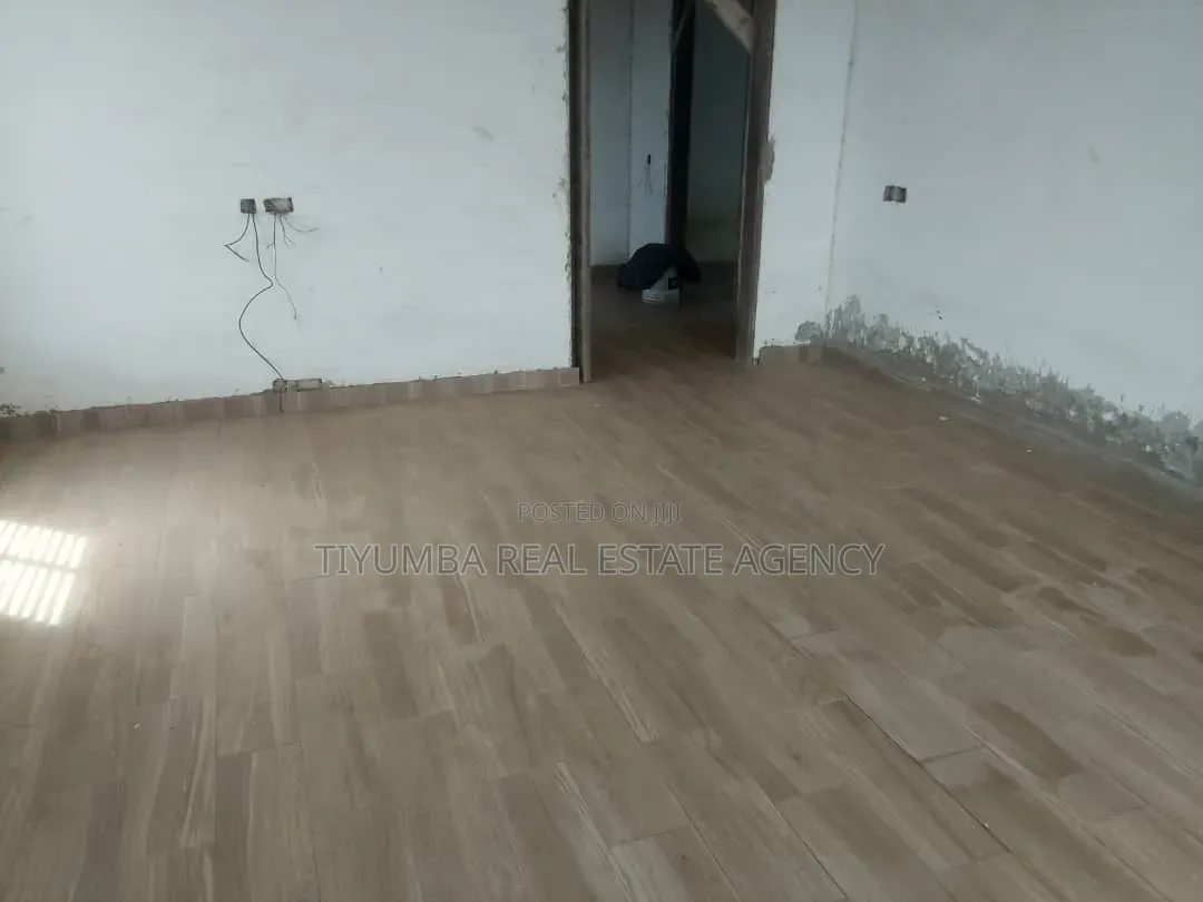 5bdrm House in Tiyumba Real Estate, Prampram for sale