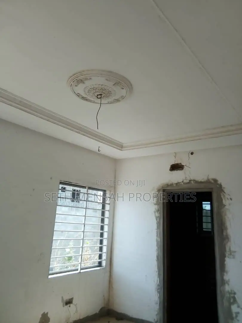 5bdrm House in 5 Bedroom House For, Prampram for sale