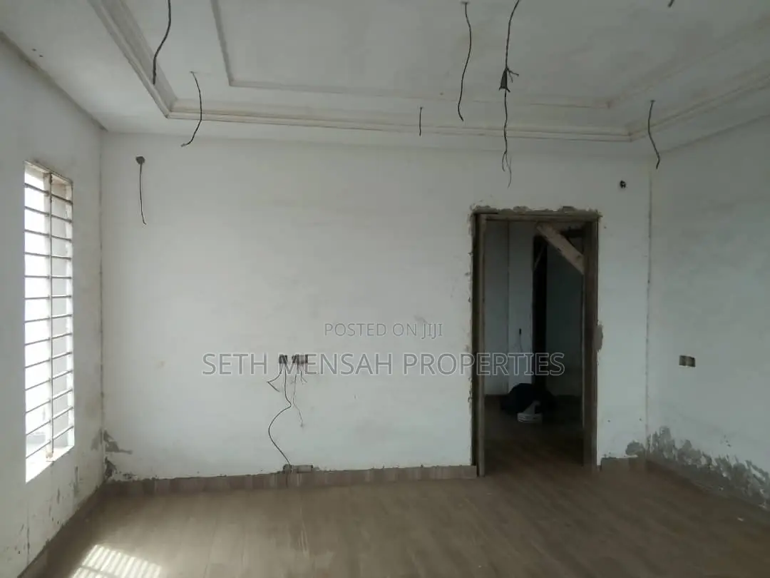 5bdrm House in 5 Bedroom House For, Prampram for sale