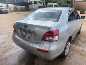 Toyota Belta 2010 Gray