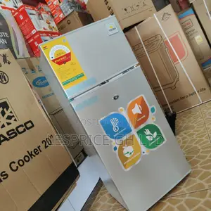 Stylishly Designed 85l Table Top With Top Freezer From Oscar