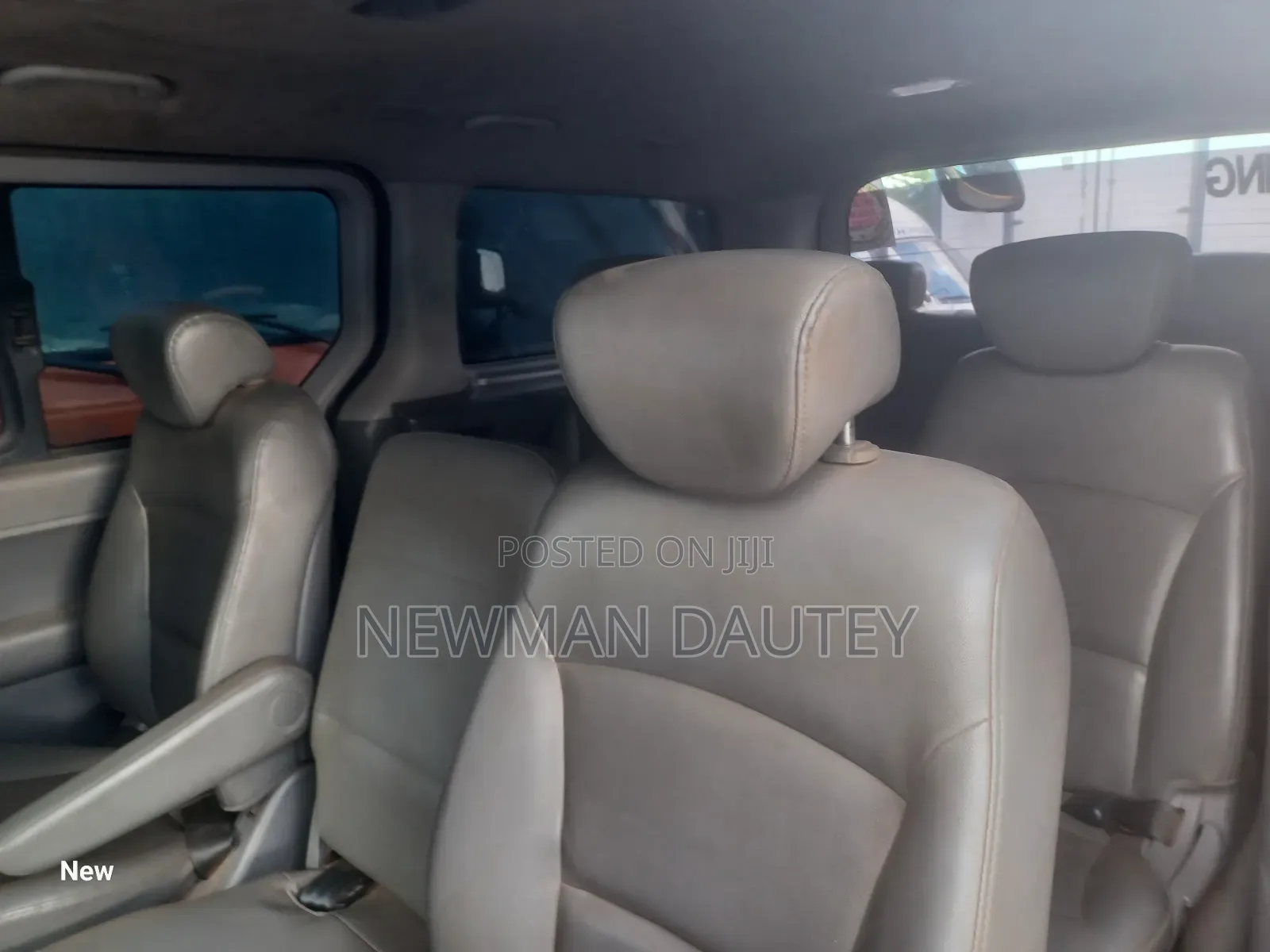 Hyundai Starex 2014 Yellow