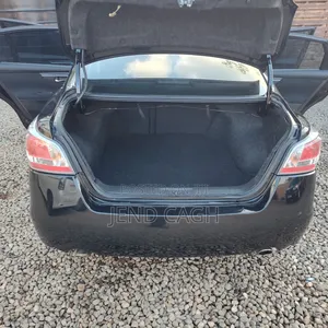 Nissan Altima 2.5 4dr Sedan (2.5L 4cyl CVT) 2015 Black