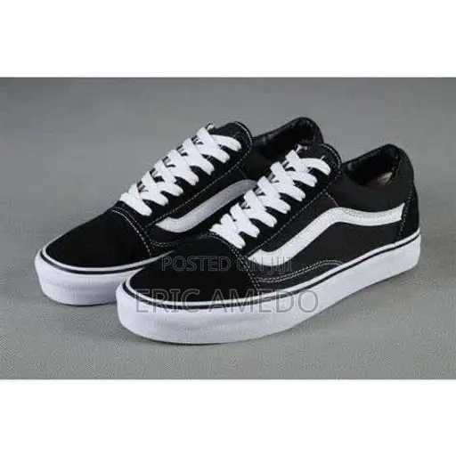 Vans Old Skool Sneakers (With Box)