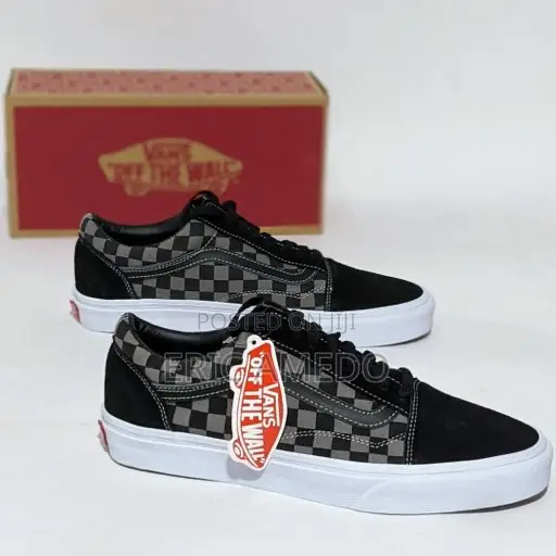 Vans Old Skool Sneakers (With Box)