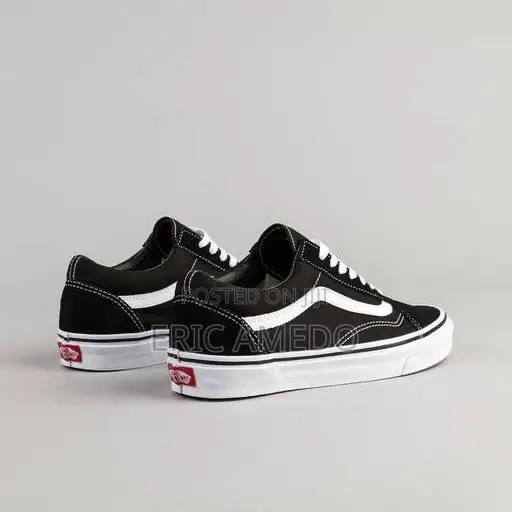 Vans Old Skool Sneakers (With Box)