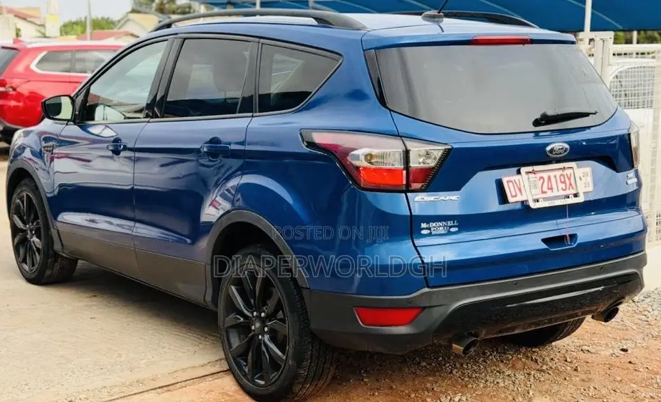 Ford Escape 2018 Blue
