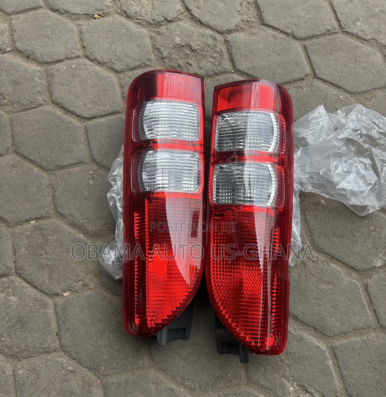 Toyota Hiace Taillight 2008 2009 2011 2012 2013 Commuter Tail Light