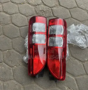 Toyota Hiace Taillight 2008 2009 2011 2012 2013 Commuter Tail Light