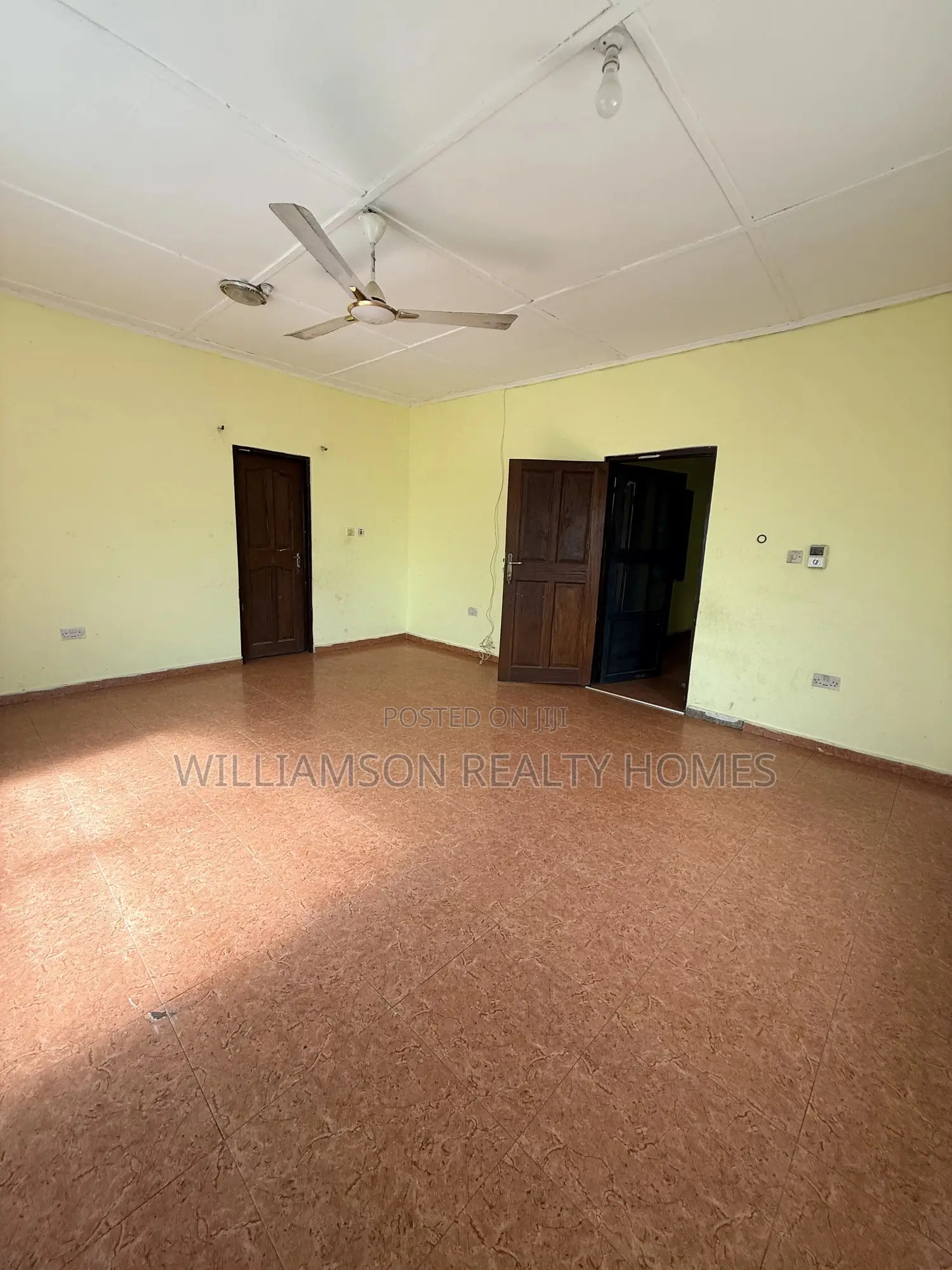 3bdrm Apartment in Hfc Estate Area, Spintex for rent