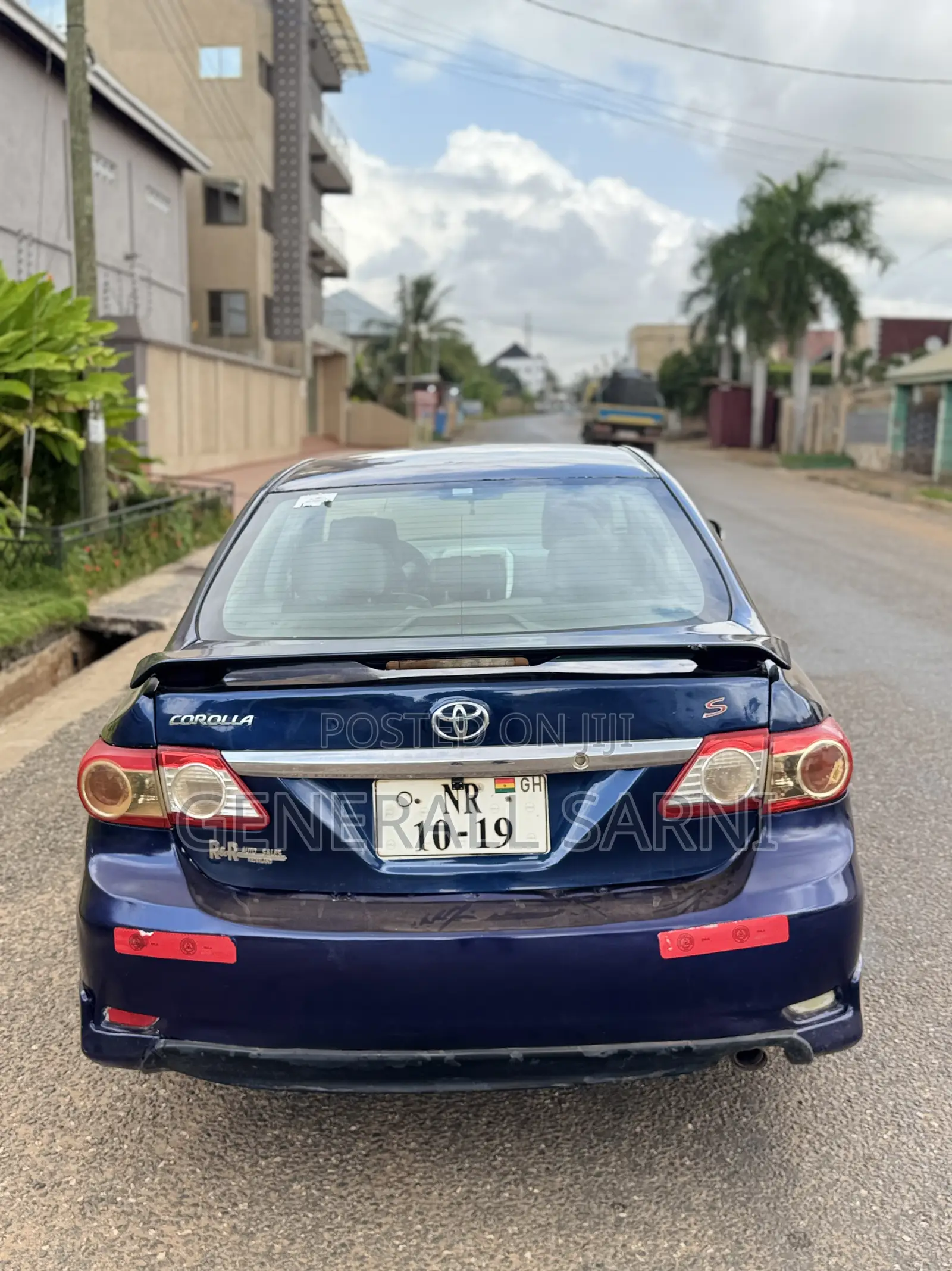 Toyota Corolla Base 4dr Sedan (1.8L 4cyl 5M) 2011 Blue