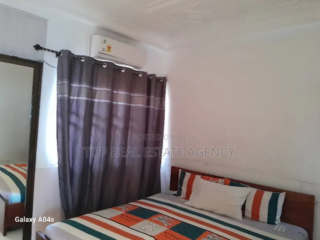 5bdrm House in Achimota, Mile 7 for rent