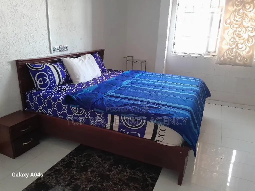 5bdrm House in Achimota, Mile 7 for rent