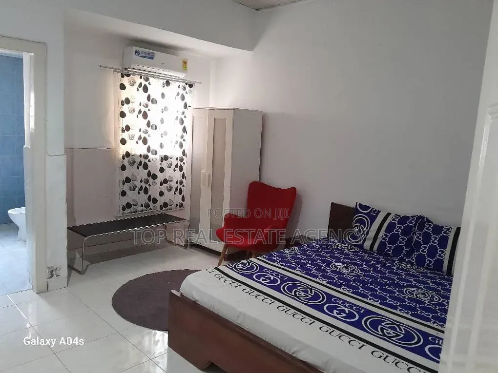 5bdrm House in Achimota, Mile 7 for rent