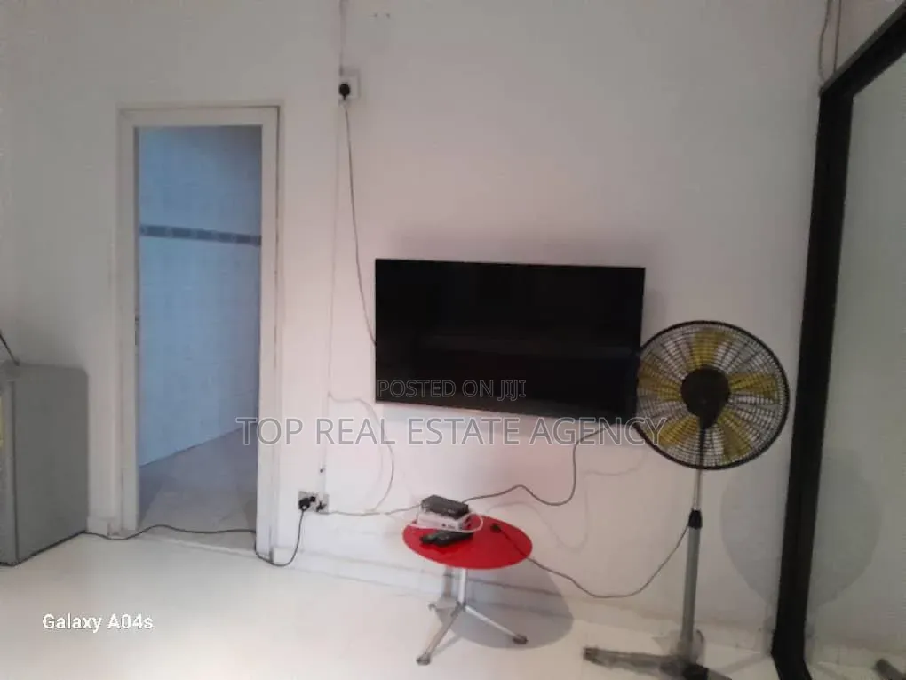 5bdrm House in Achimota, Mile 7 for rent