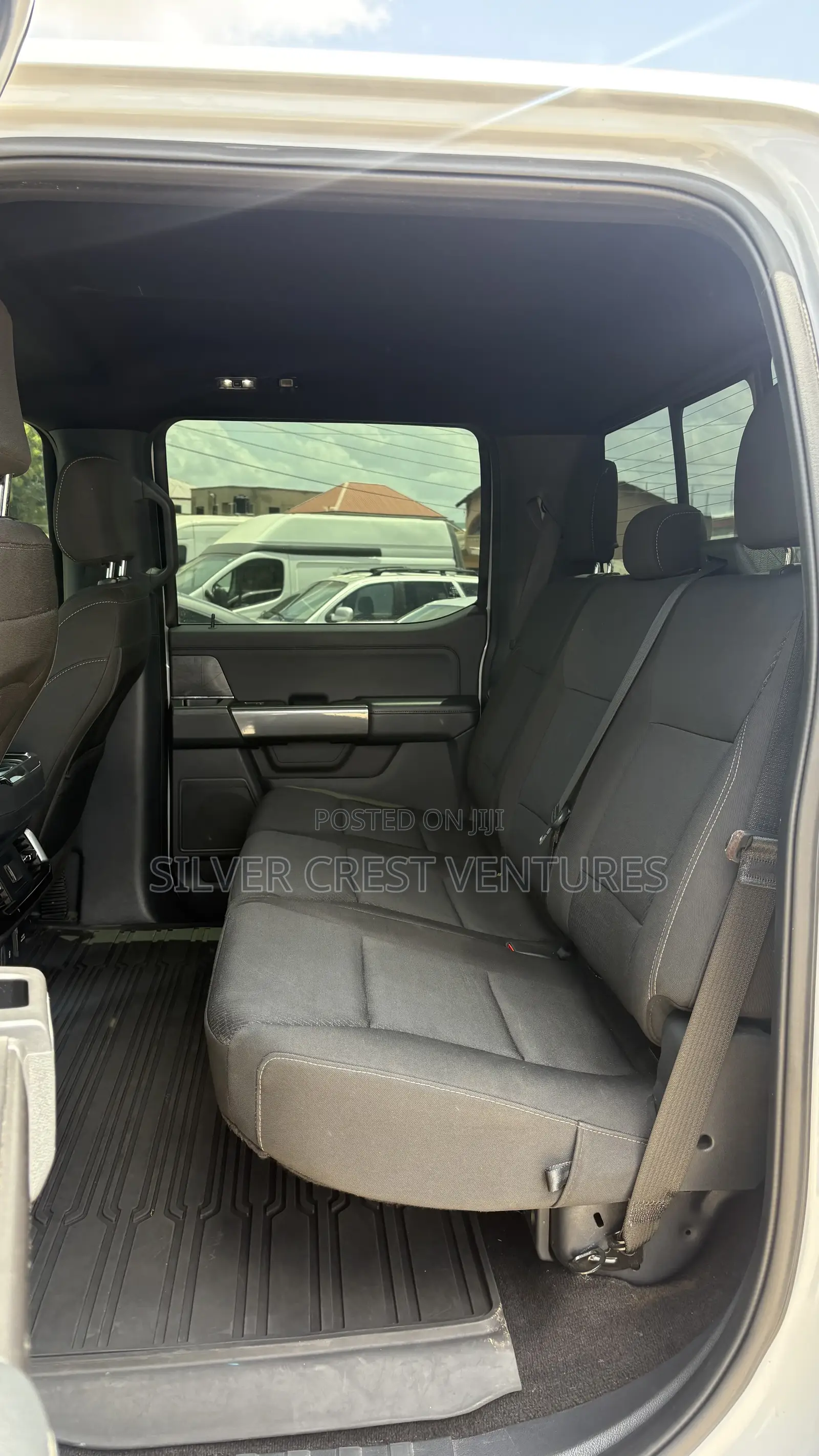 Ford F-150 XLT 2022 White